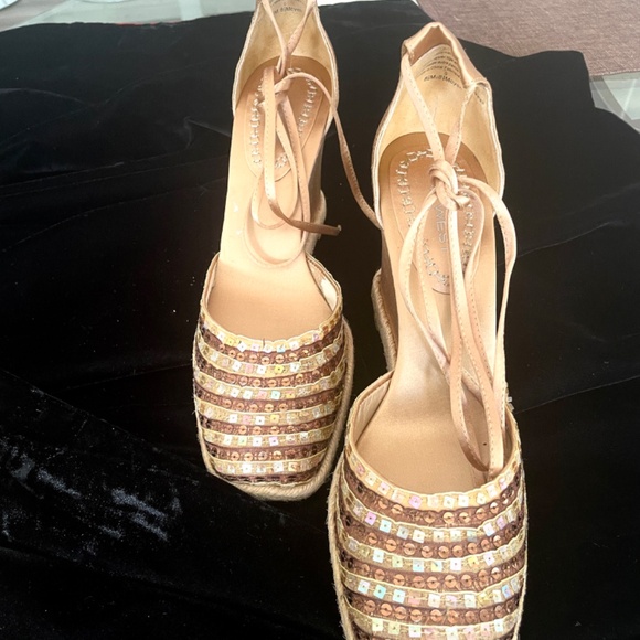 Nine West Glitter Shoes - Picture 2 of 5